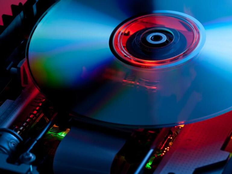 How to use the Windows Media Creation Tool to create a Windows 10 ISO file – TechRepublic